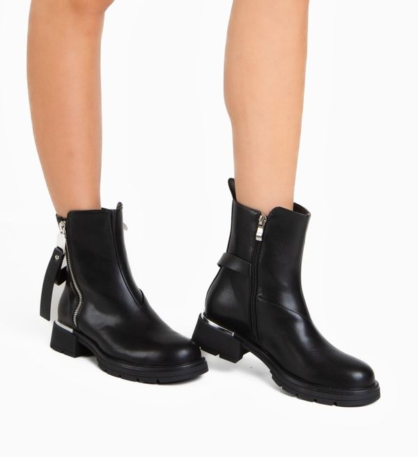 Mei Боти Kagatar Черни