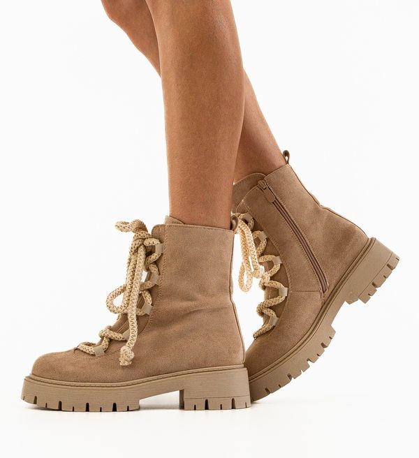 Botinelli Боти Kartat Бежов