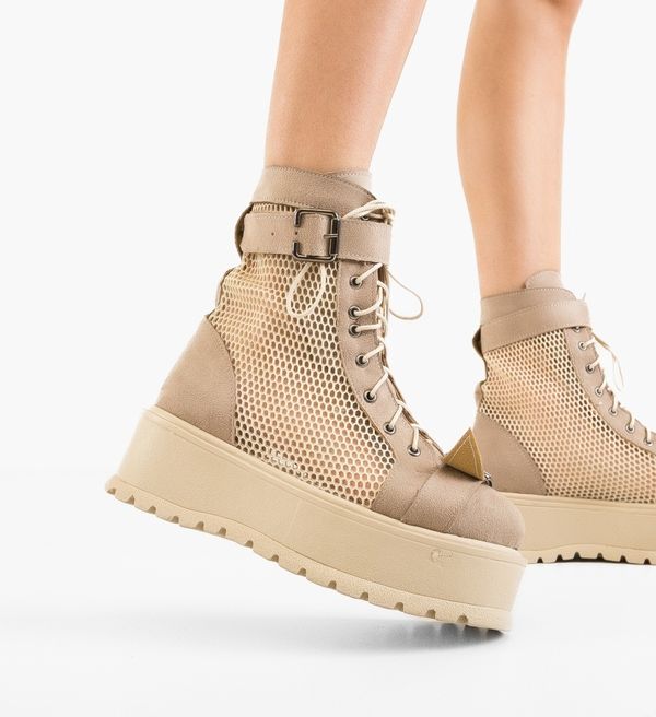 Wow Shoes Боти Koron Бежов