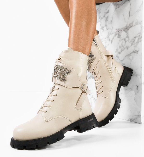 Mei Боти Lakeras Бежов