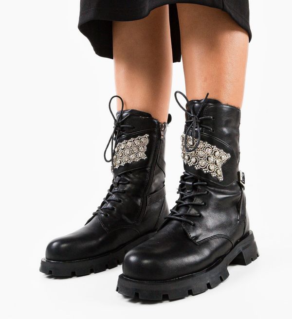 Mei Боти Lakeras Черни