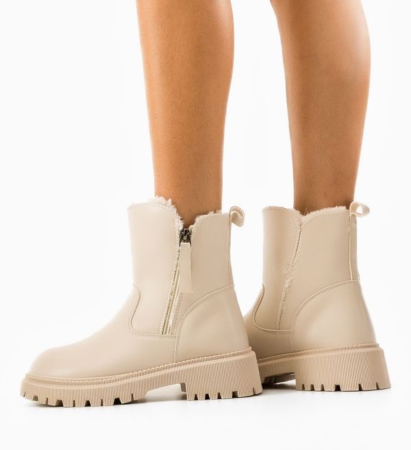 Maria Боти Madau Бежов