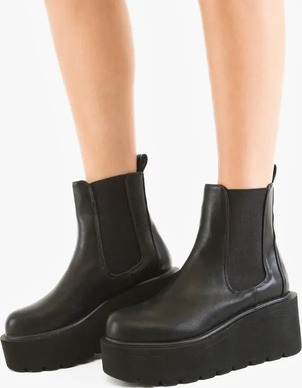 Ali Боти Markus Черни