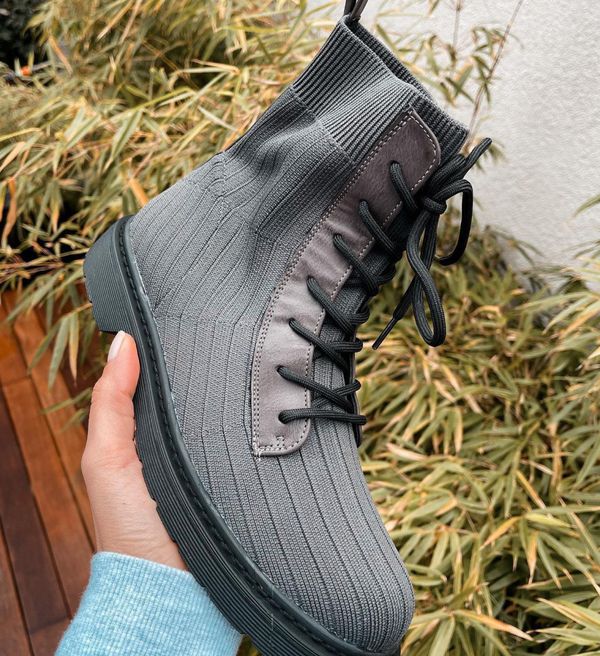 Ali Боти Mccray Сив