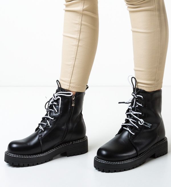 Udobni Боти Meat Черни