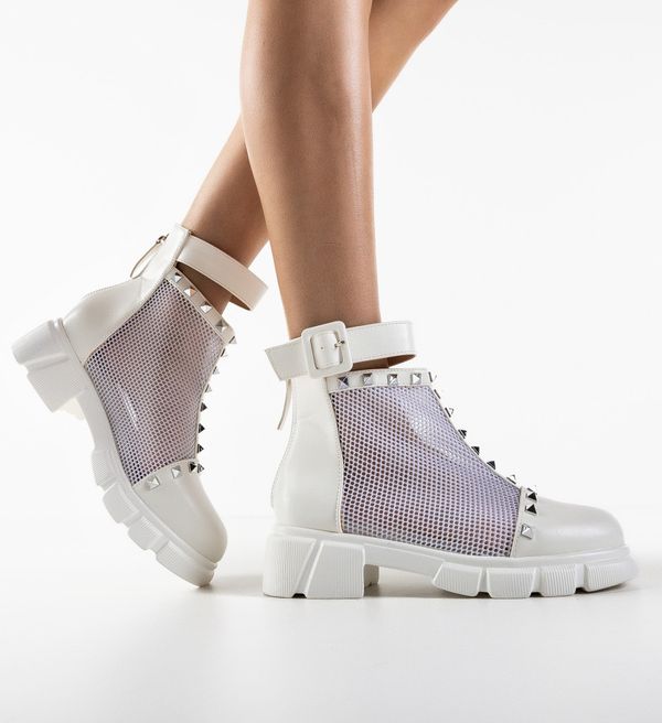 Mei Боти Merida Бели