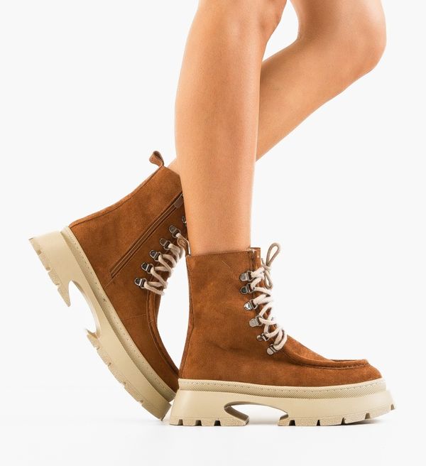 Wow Shoes Боти Mirka Камел