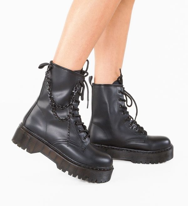 Ali Боти Moana Черни