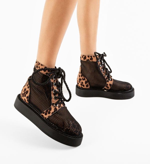 Wow Shoes Боти Mulberry Анимал принт