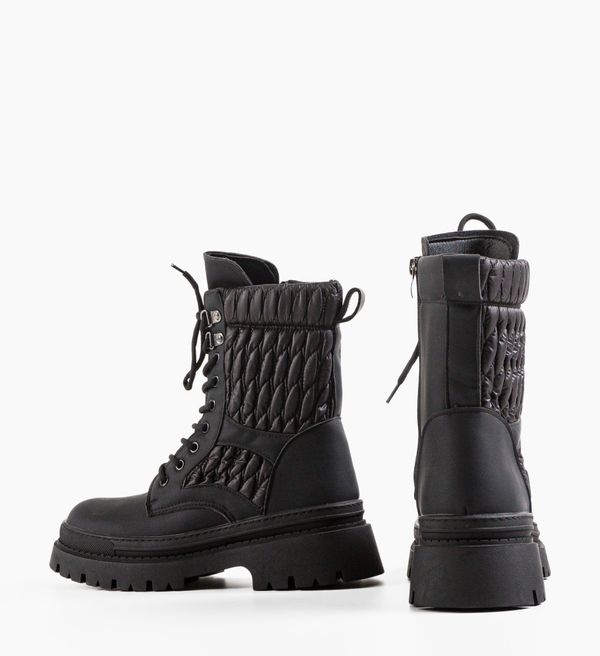 Udobni Боти Obsesive Черни