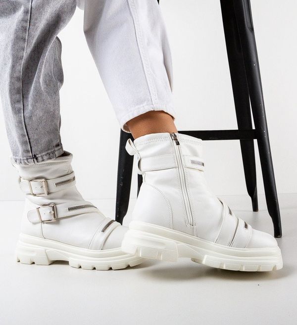 Mei Боти Olaru Бели