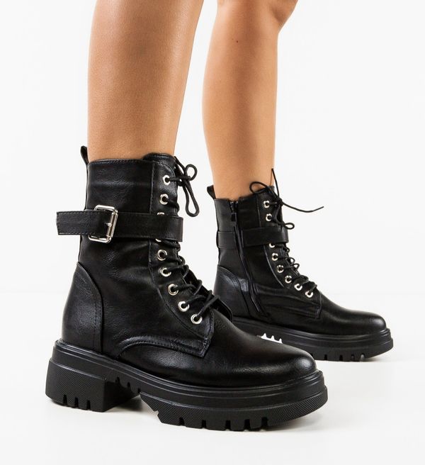 Hebe Боти Oplaka Черни