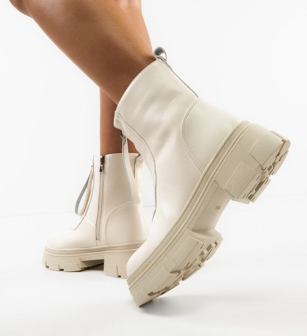 Zoha Боти Osiris Бежов