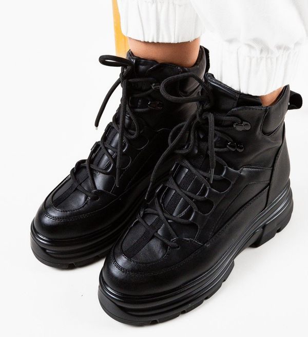 Mei Боти Oteka Черни