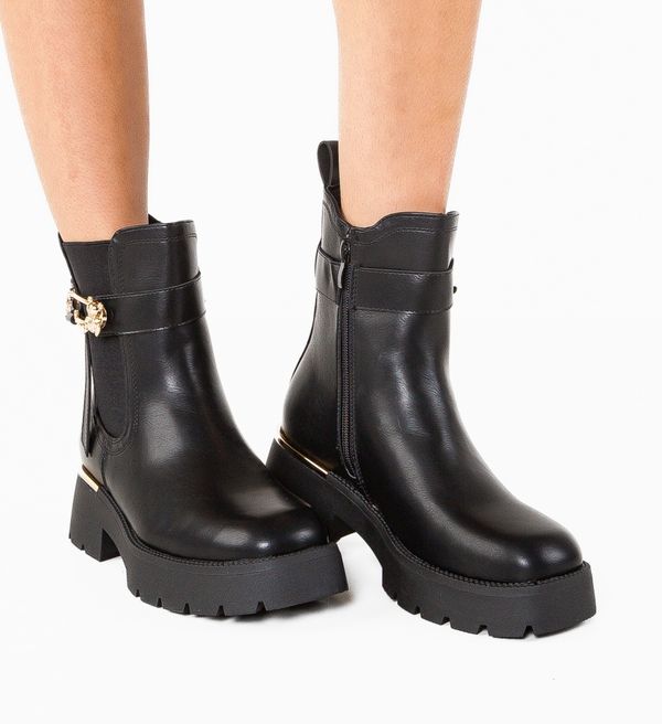 Lulux Боти Owais Черни