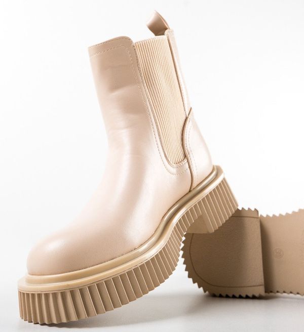 Ali Боти Parkes Бежов