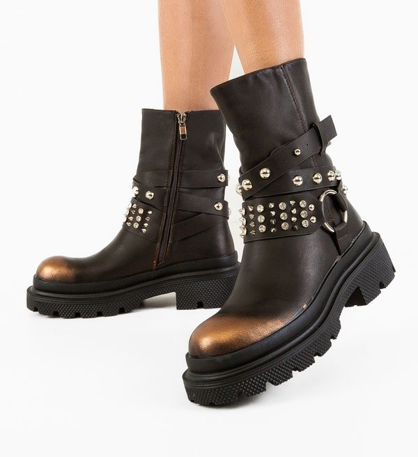 Ali Боти Penzik Черни