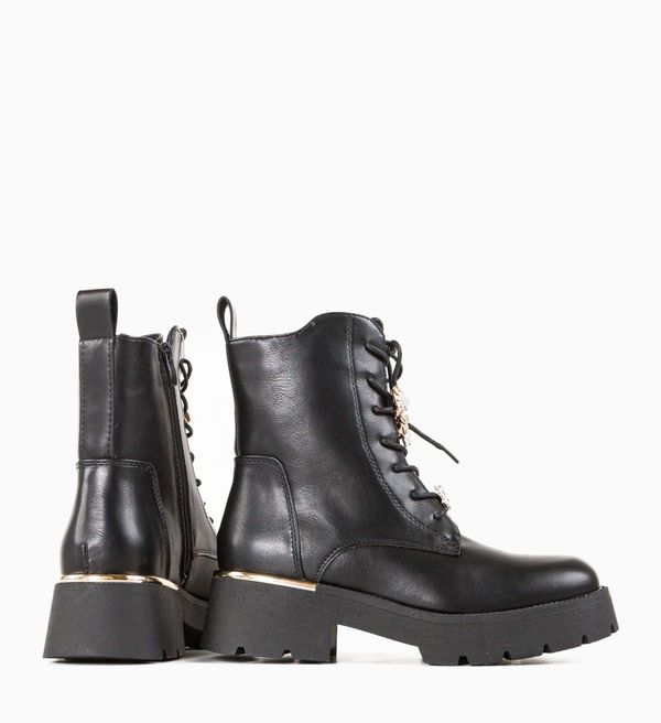 Lulux Боти Quinn Черни