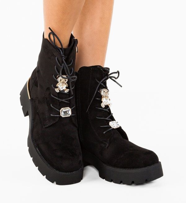 Lulux Боти Quinn Черни