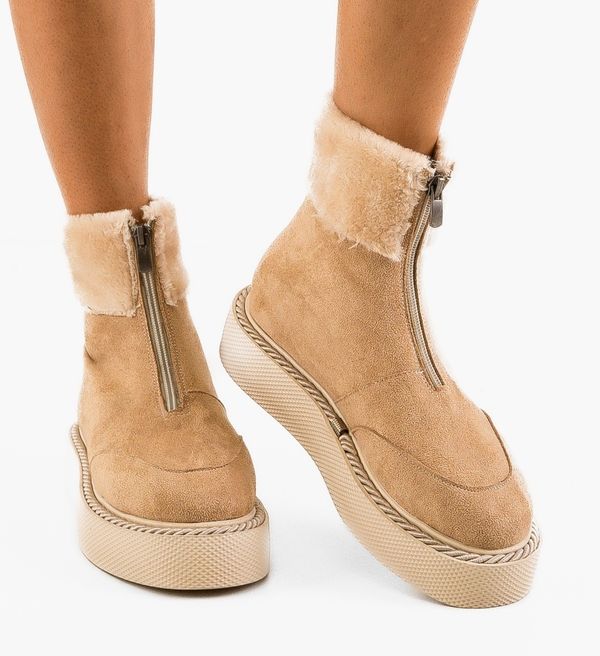 Wow Shoes Боти Rimini Бежов