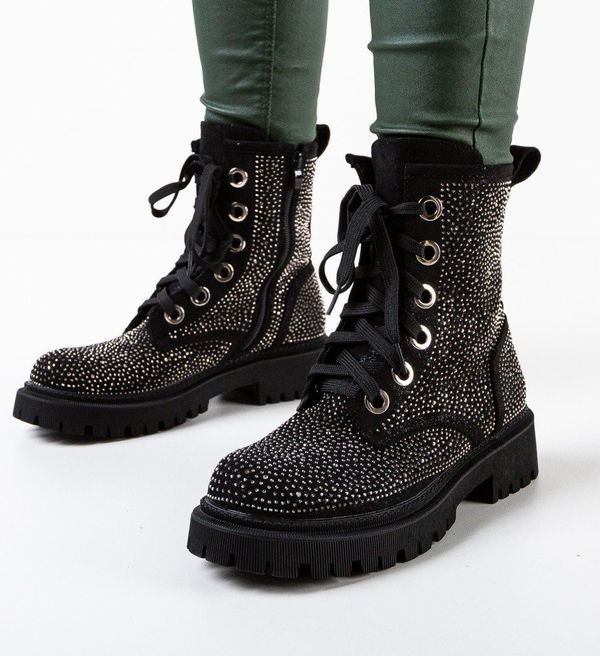 Ali Боти Ronia Черни