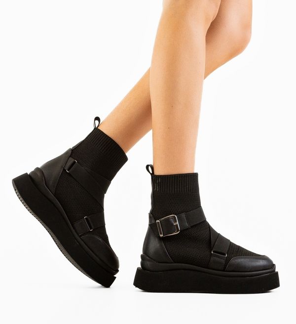 Wow Shoes Боти Rynyn Черни