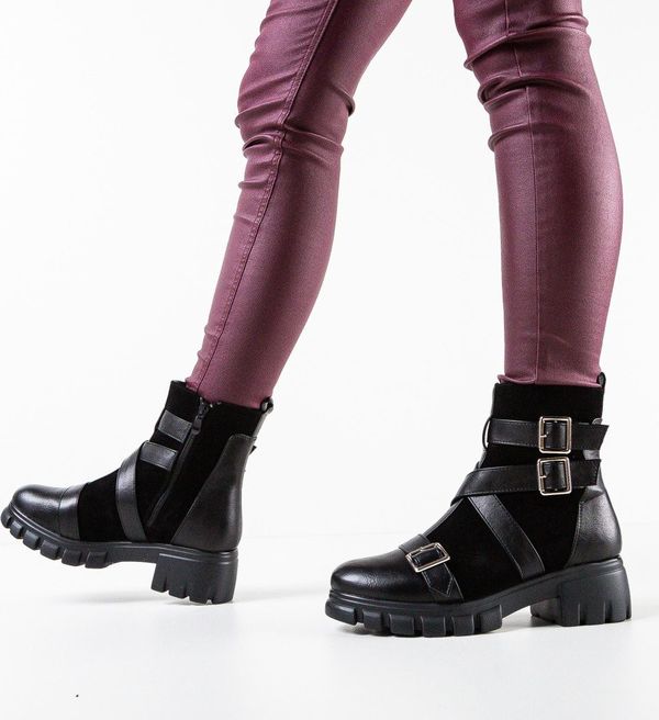 Hebe Боти Salas Черни