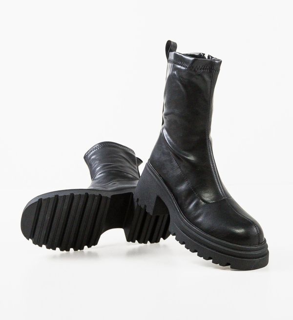 Zoha Боти Shobha Черни