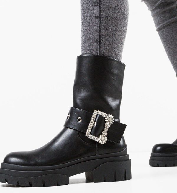 Ali Боти Short Черни