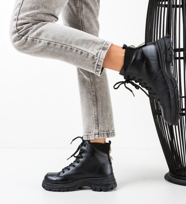 Mei Боти Sofie Черни