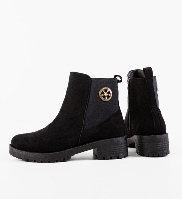 Ali Боти Stefa Черни