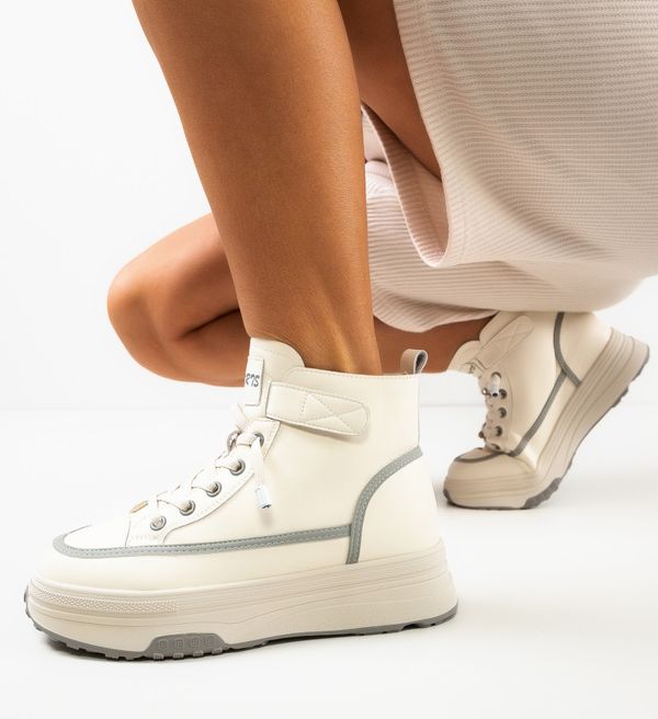 Mei Боти Taylor Бежов