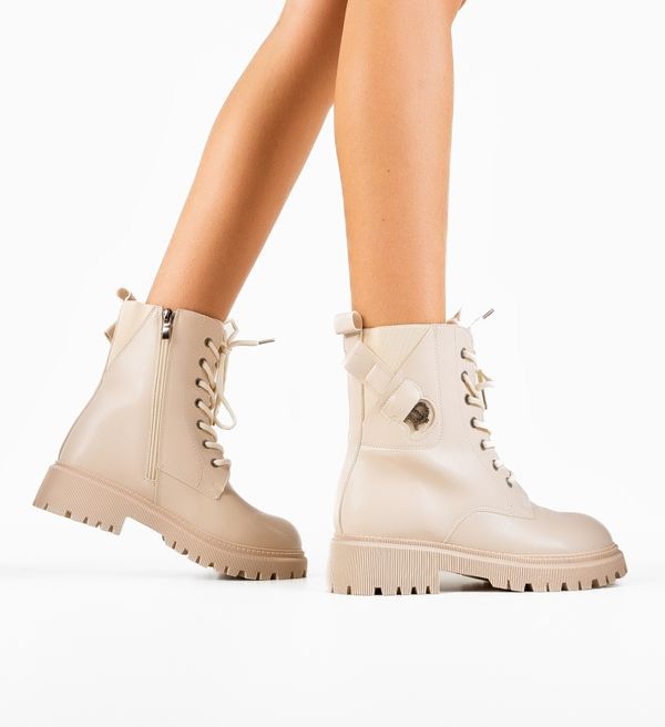 Maria Боти Tradale Бежов