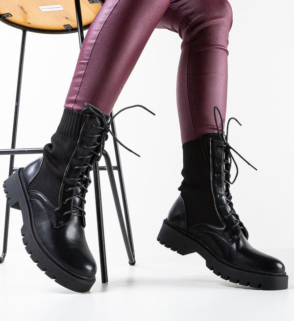 Ali Боти Trevino Черни