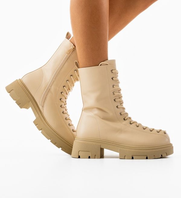 Mei Боти Tynna Бежов