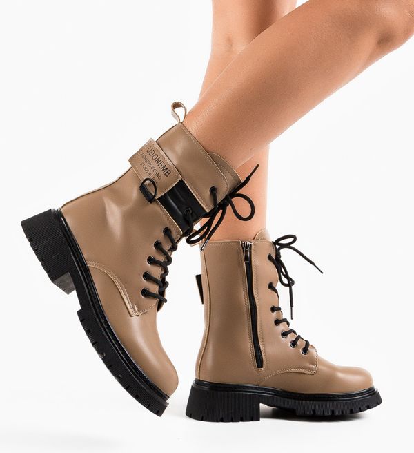 Zoha Боти Udonem Каки