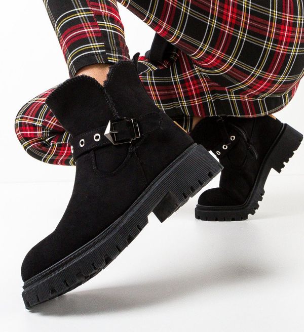 Maria Боти Ugog Черни