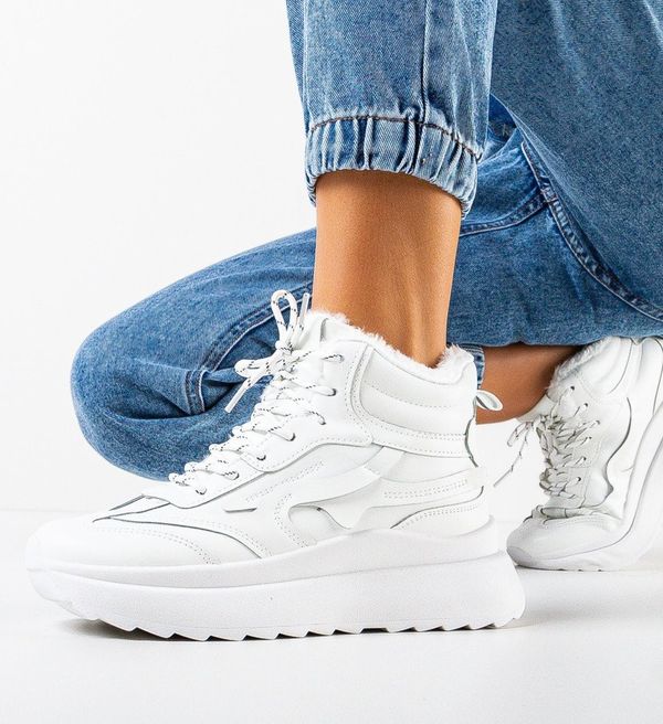 Botinelli Боти Vagar Бели