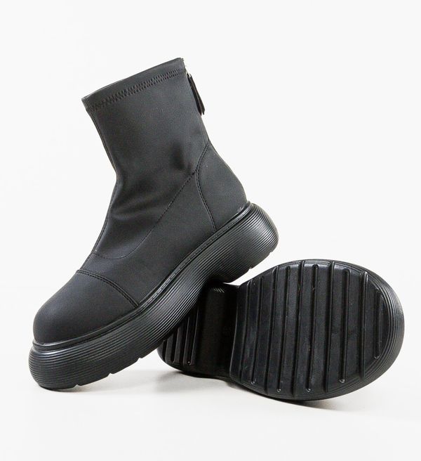 Wow Shoes Боти Vyvyanko Черни