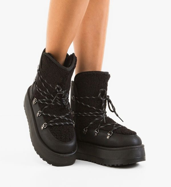 Ali Боти Wayt Черни