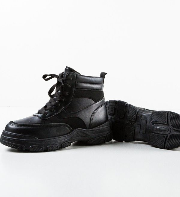 Maria Боти Yano Черни