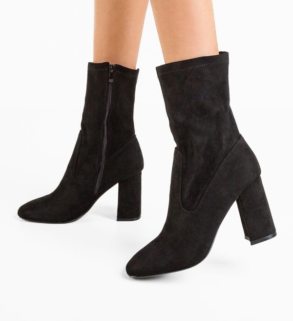 Ali Ботини Aust Черни