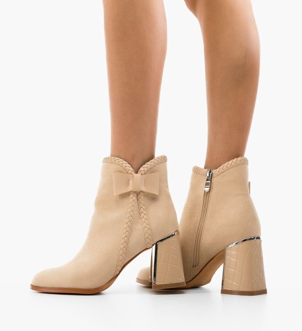 Mei Ботини Baian Бежов