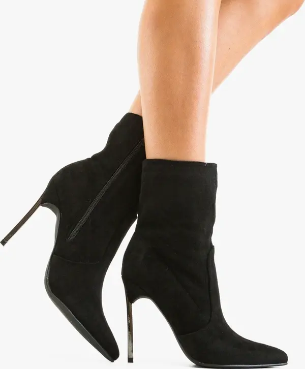 Botinelli Ботини Beinar Черни