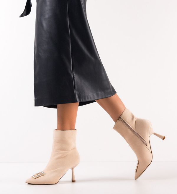 Ali Ботини Bettos Бежов