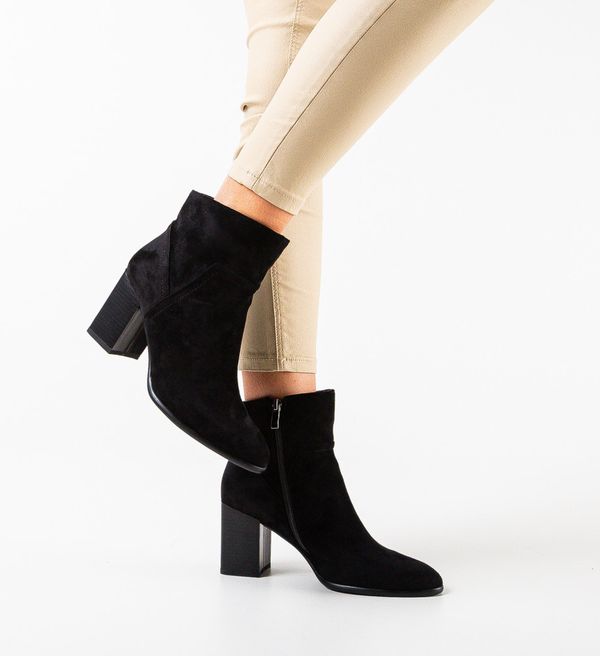 Angel Blue Ботини Booker Черни