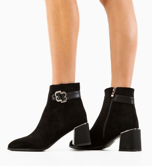 Carolie Ботини Brej Черни