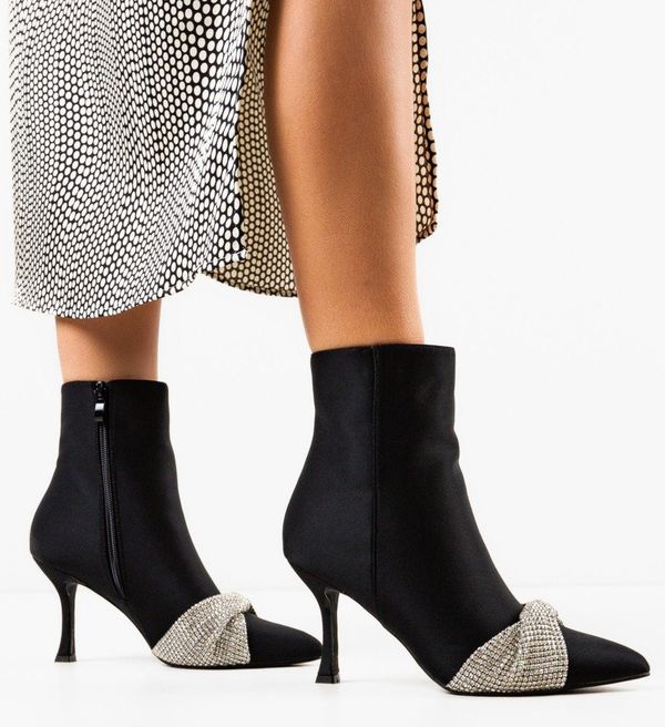 Ali Ботини Burnett Черни