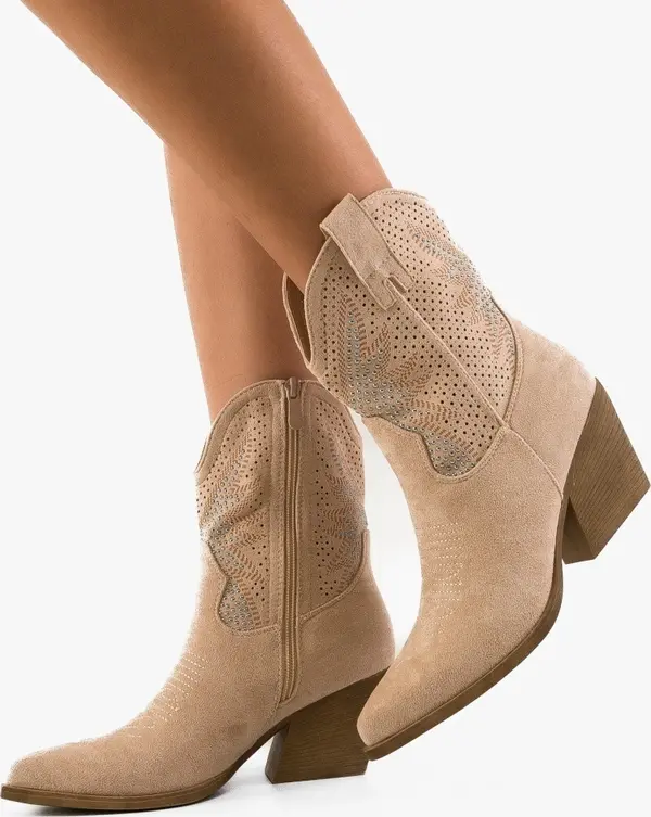 Ali Ботини Buroca Бежов