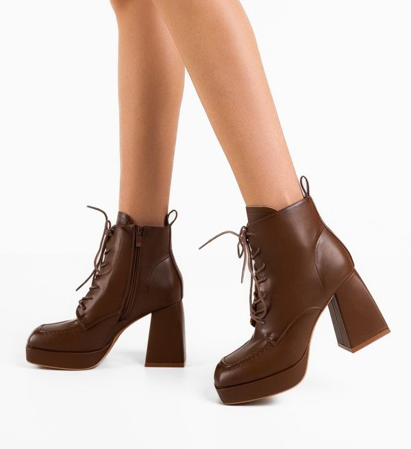 Ali Ботини Chisom Кафяв